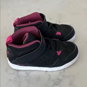 Toddler girl Nike Air Jordan’s size 9